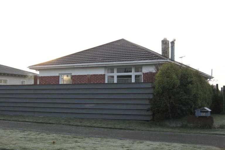 Photo of property in 22 Dyson Street, Strathern, Invercargill, 9812