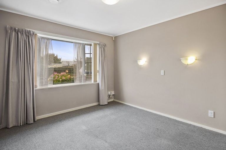 Photo of property in 18e Dick Street, South Dunedin, Dunedin, 9012