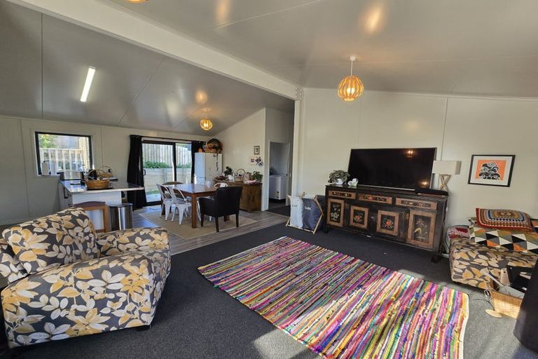 Photo of property in 90 Dimock Street, Titahi Bay, Porirua, 5022