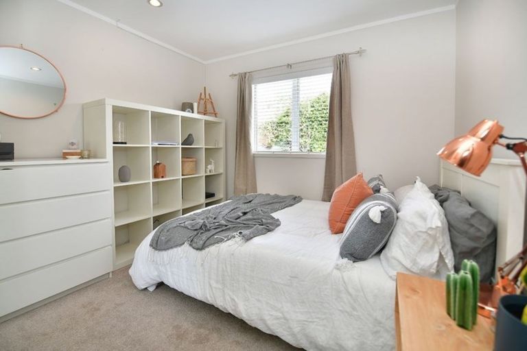 Photo of property in 3b Balmain Road, Birkenhead, Auckland, 0626