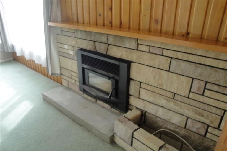 Photo of property in 19 Great North Road, Saint Johns Hill, Whanganui, 4501