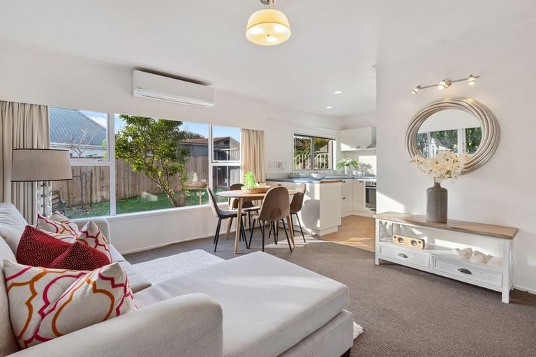 Photo of property in 2/14 Ewen Alison Avenue, Devonport, Auckland, 0624