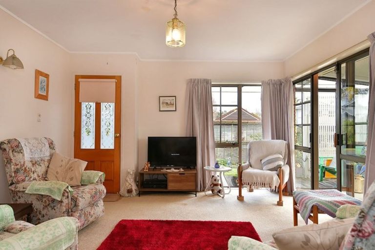 Photo of property in 25a Manly Park Avenue, Manly, Whangaparaoa, 0930