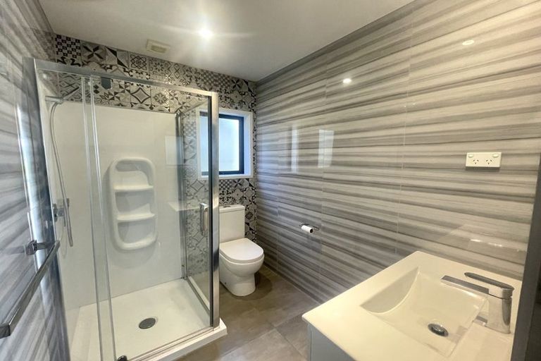 Photo of property in 62 Cardiff Road, Pakuranga, Auckland, 2010