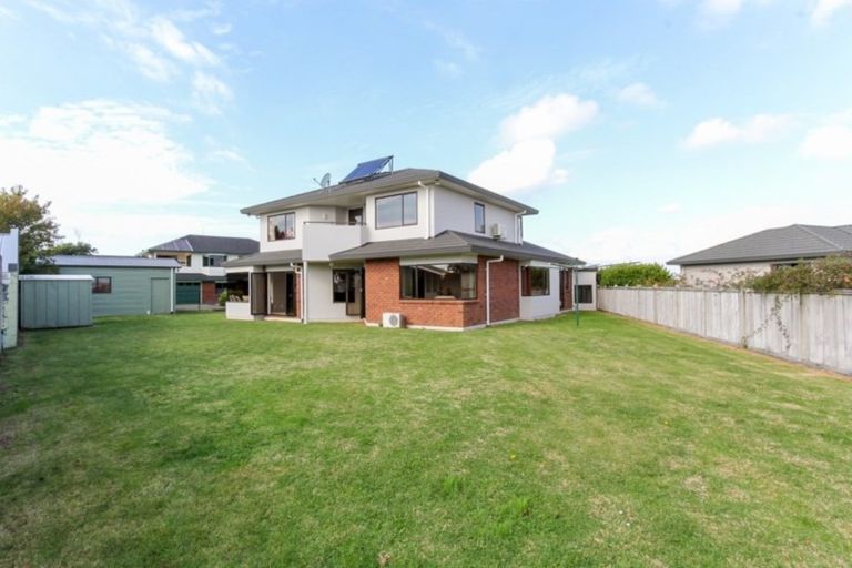 Photo of property in 7 Sandel Rise, Merrilands, New Plymouth, 4312