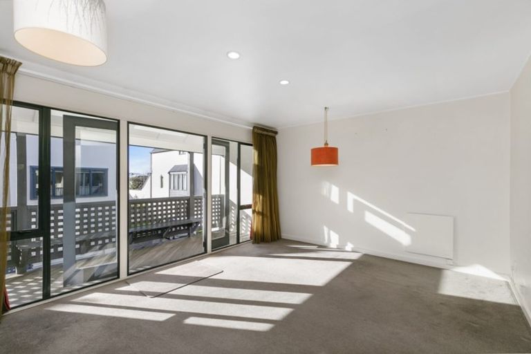 Photo of property in 14/14 Harriett Street, Thorndon, Wellington, 6011