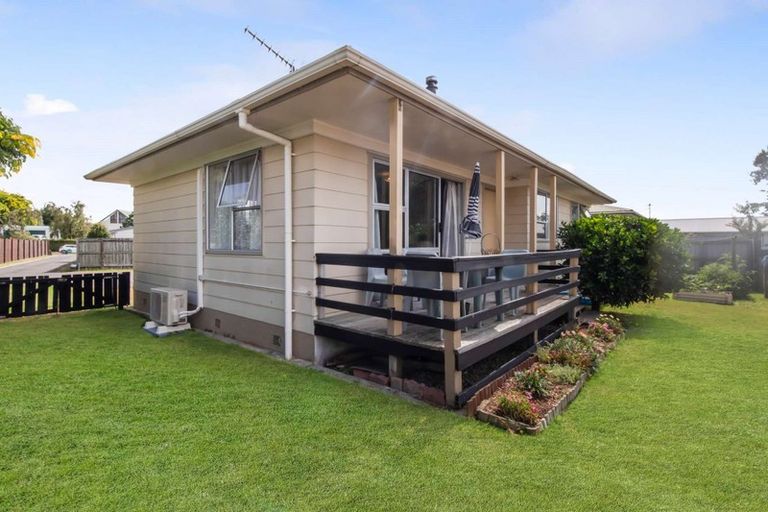Photo of property in 21b Pohutukawa Drive, Owhata, Rotorua, 3010