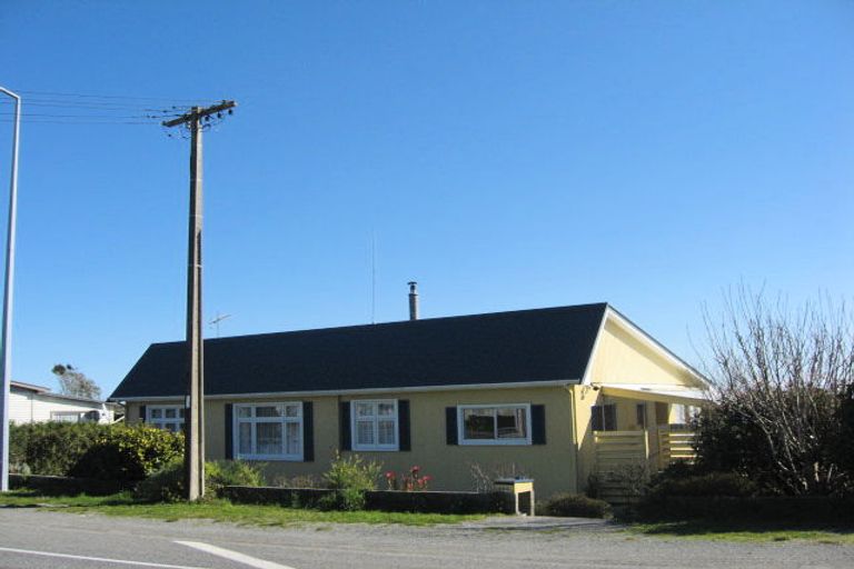 Photo of property in 104 Main South Road, Karoro, Greymouth, 7805