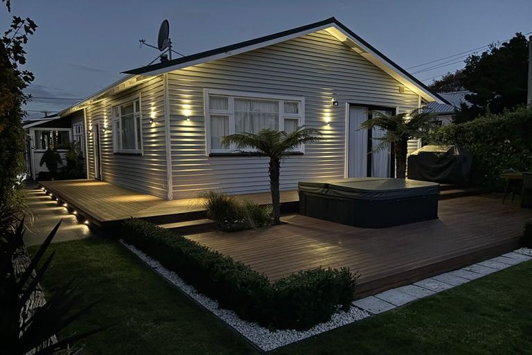 Photo of property in 11 Domain Terrace, Spreydon, Christchurch, 8024