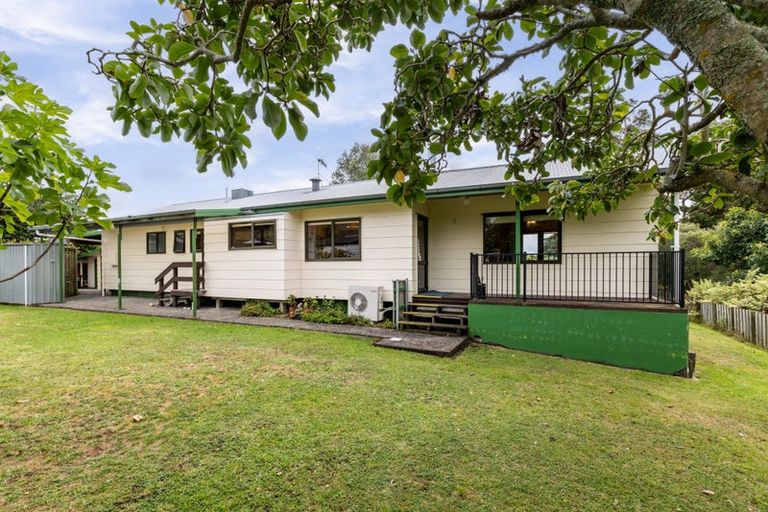 Photo of property in 13 Ritchie Place, Havelock North, 4130