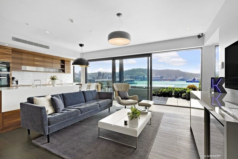 Photo of property in 5/150 Oriental Parade, Oriental Bay, Wellington, 6011