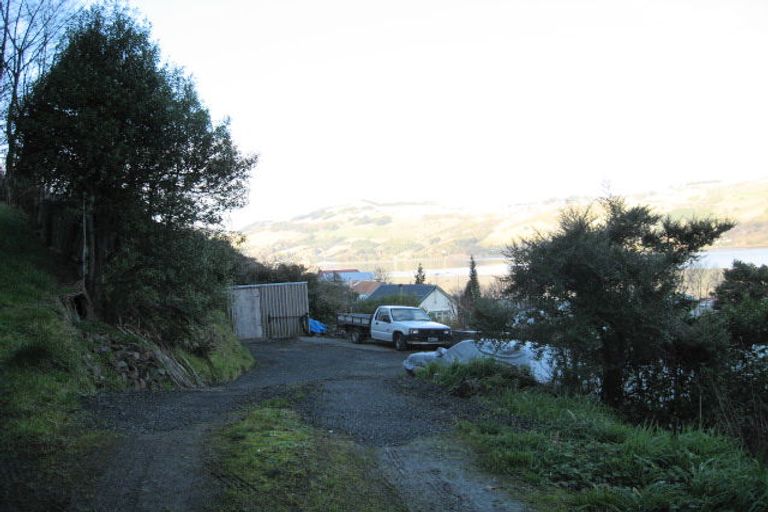 Photo of property in 1 Ocean View Road, Ravensbourne, Dunedin, 9022