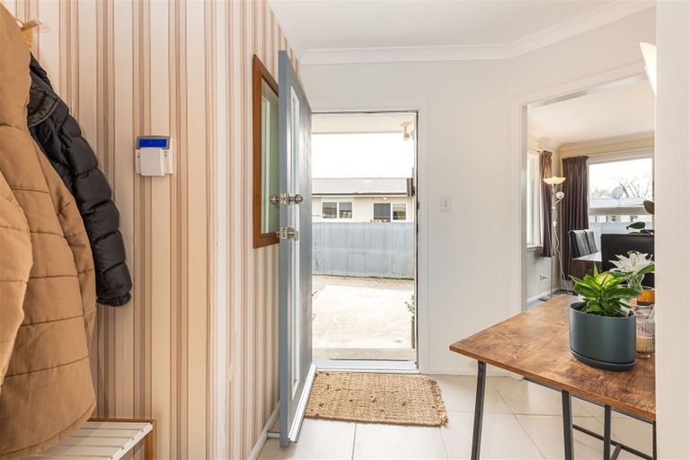 Photo of property in 98 Cavendish Road, Casebrook, Christchurch, 8051