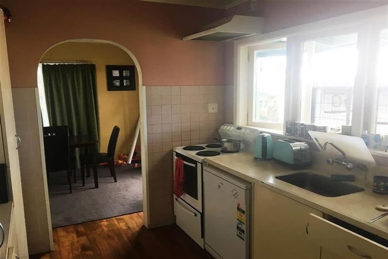 Photo of property in 10 Murphy Road, Taradale, Napier, 4112