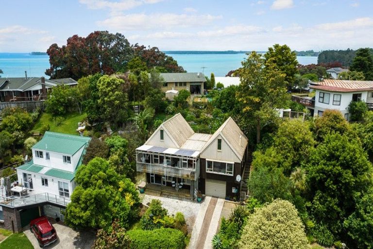 Photo of property in 10 Moana Drive, Tanners Point, Katikati, 3177