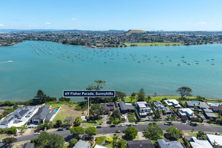 Photo of property in 69 Fisher Parade, Sunnyhills, Auckland, 2010