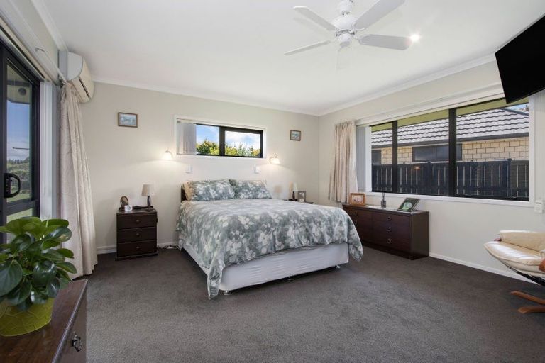 Photo of property in 2 Bransley Grove, Katikati, 3129