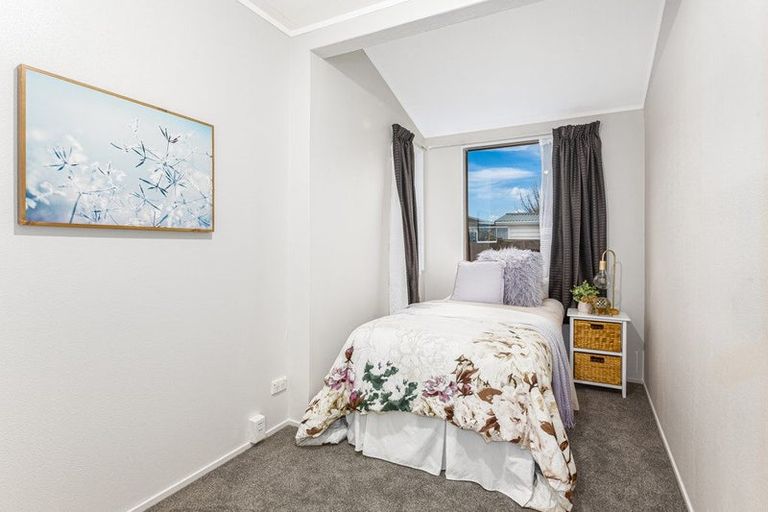 Photo of property in 59 Arawhata Road, Paraparaumu, 5032