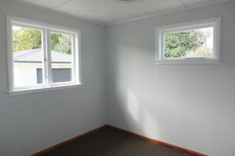 Photo of property in 14 Hulke Street, Foxton, 4814