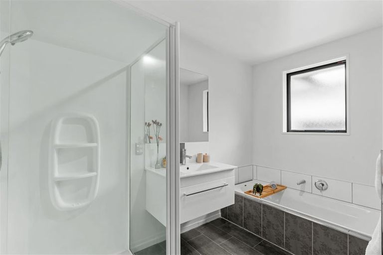 Photo of property in 5 Winfield Drive, Wigram, Christchurch, 8042