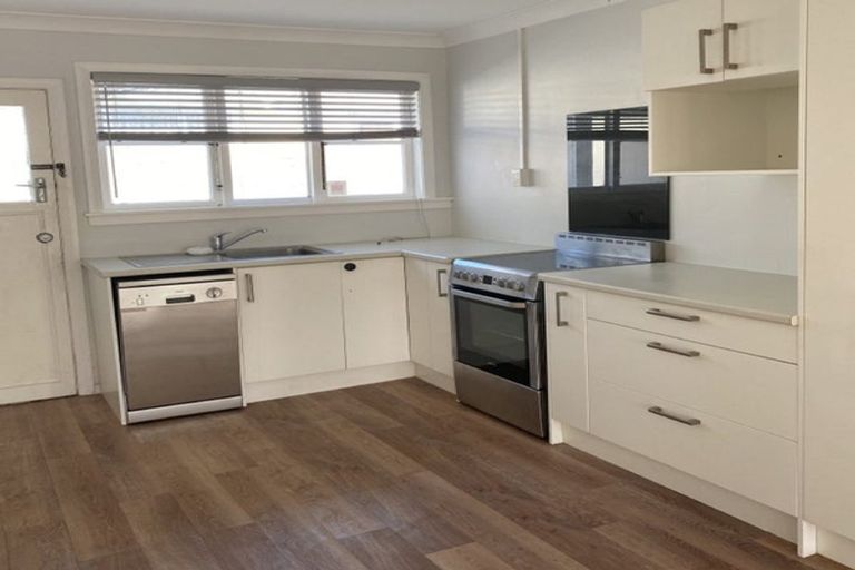 Photo of property in 5b Hall Grove, Ebdentown, Upper Hutt, 5018