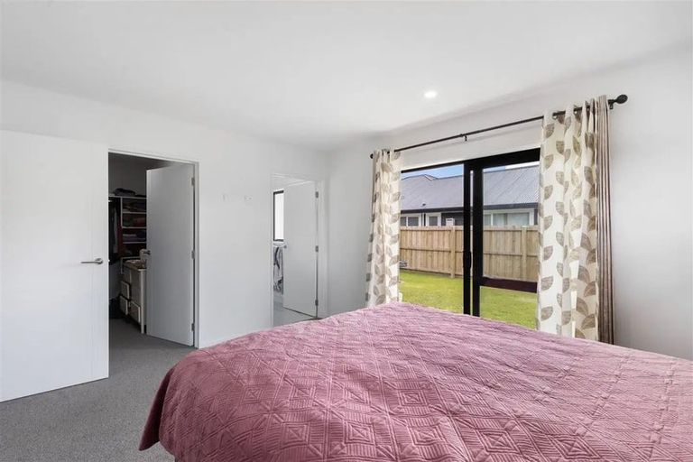 Photo of property in 23 Clonbunny Close, Rolleston, 7614