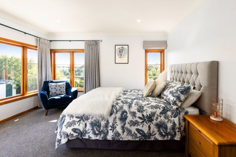 Photo of property in 1 Coleman Terrace, Hospital Hill, Napier, 4110