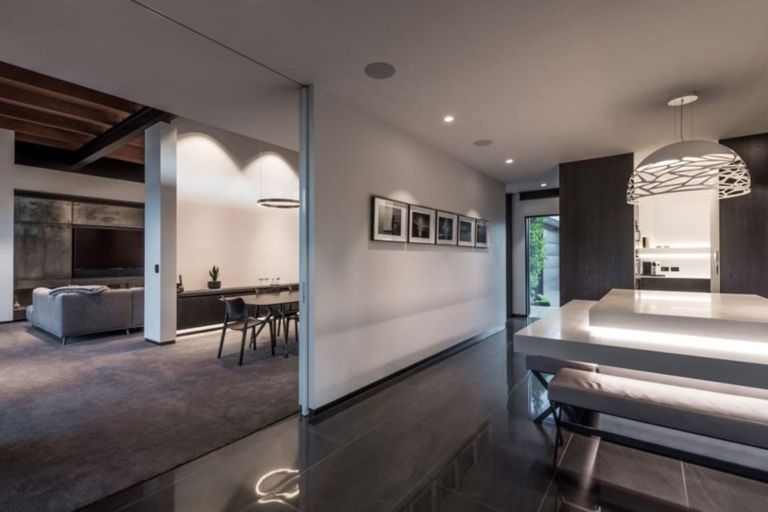 Photo of property in 138a Fendalton Road, Fendalton, Christchurch, 8052