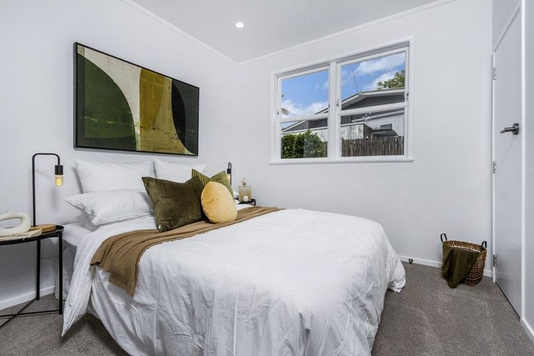 Photo of property in 29 Castleton Street, Birkdale, Auckland, 0626