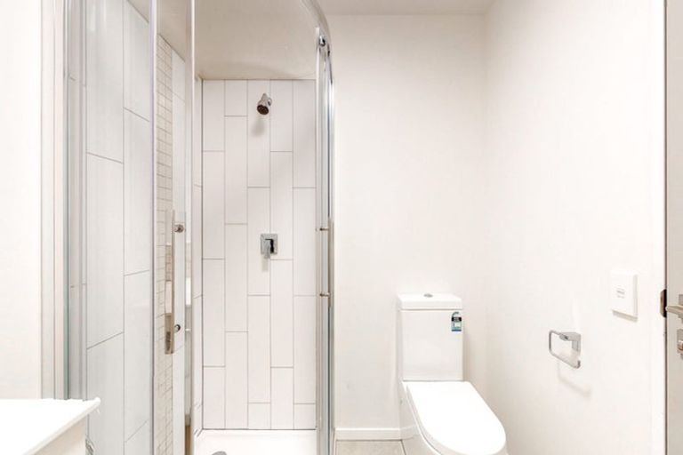 Photo of property in 242 Victoria Street, Te Aro, Wellington, 6011