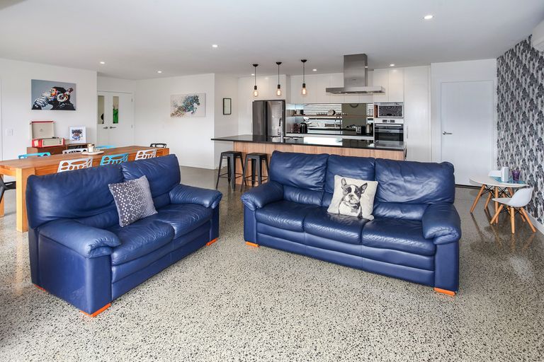 Photo of property in 28 Hillpark Drive, Pokeno, 2402