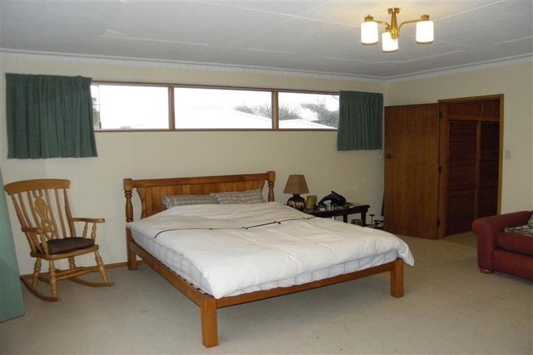 Photo of property in 66 Salford Street, Windsor, Invercargill, 9810