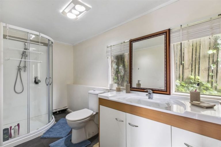 Photo of property in 7 Kilcar Place, Massey, Auckland, 0614