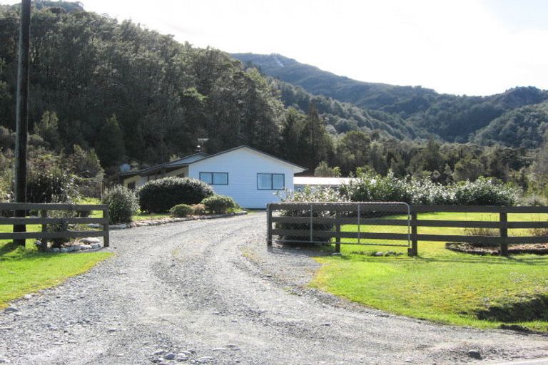Photo of property in 961 Taylorville Road, Taylorville, Greymouth, 7805