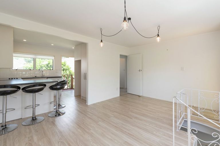 Photo of property in 3/6 Miro Street, New Lynn, Auckland, 0600