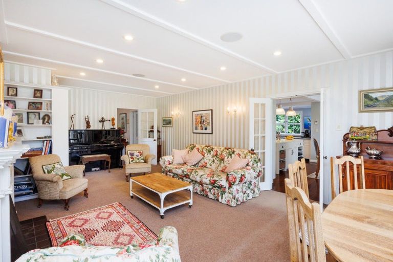 Photo of property in 15 Trent Avenue, Hokowhitu, Palmerston North, 4410