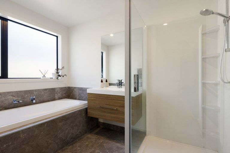 Photo of property in 11 Ruru Street, Cambridge, 3434