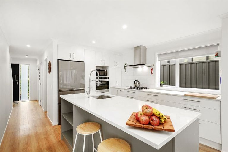 Photo of property in 7 Torea Place, Kenepuru, Porirua, 5022