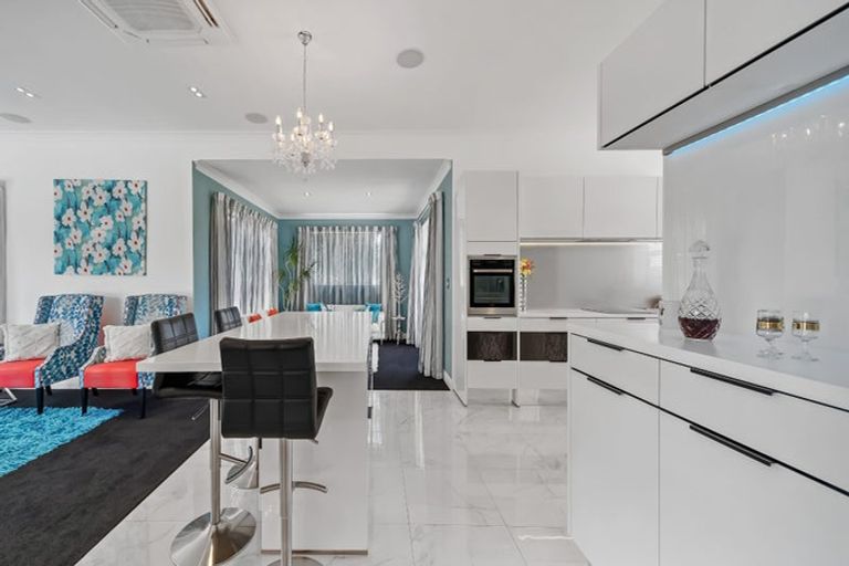 Photo of property in 11 Frisby Drive, West Melton, 7618