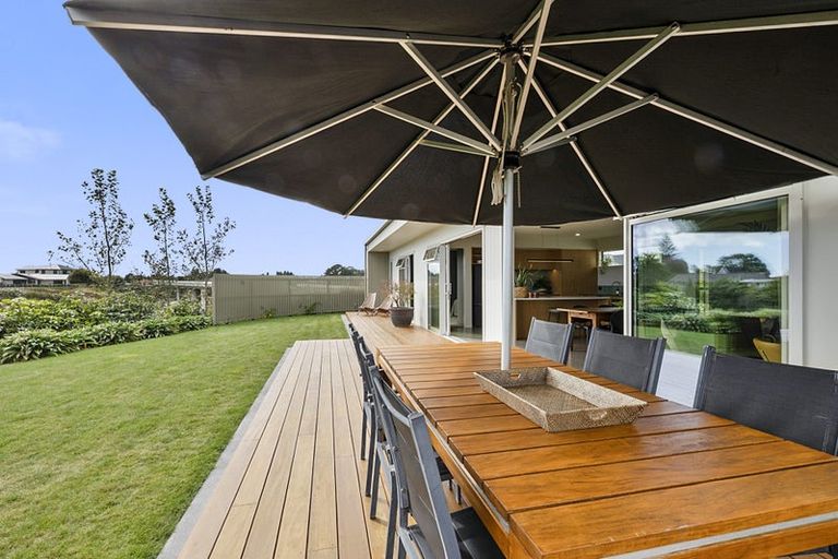 Photo of property in 5 Greenpath Lane, Hurworth, New Plymouth, 4310