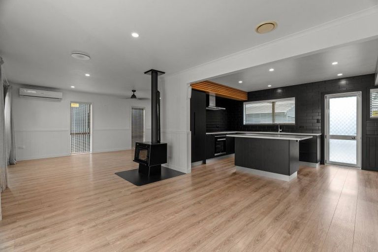 Photo of property in 22 Matipo Place, Edgecumbe, 3120