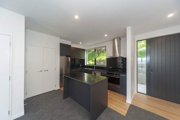 Photo of property in 52 High Street, Island Bay, Wellington, 6023
