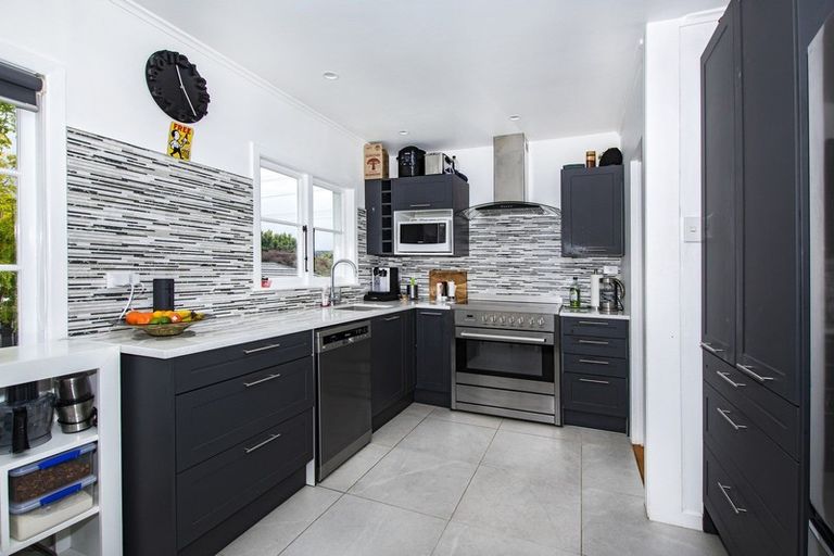 Photo of property in 64 Raurimu Avenue, Onerahi, Whangarei, 0110