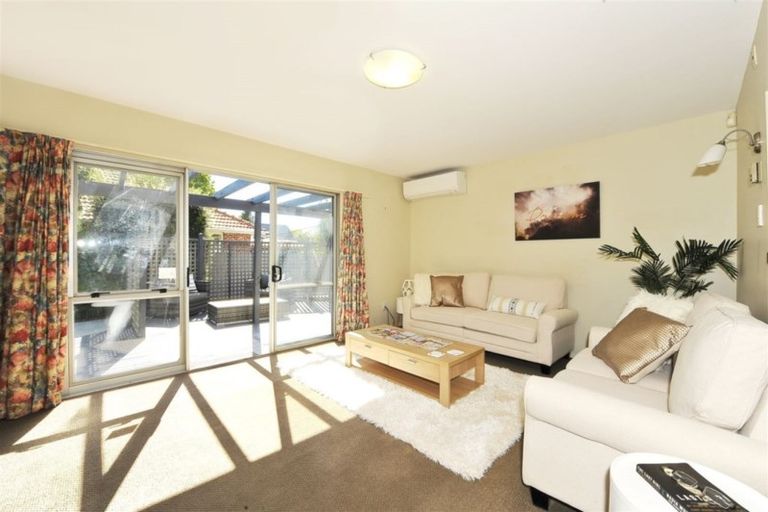 Photo of property in 152 Condell Avenue, Papanui, Christchurch, 8053