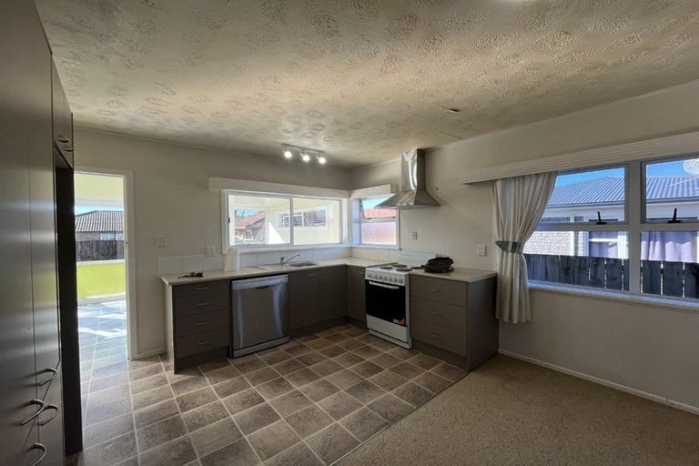 Photo of property in 7 Paterson Avenue, Pukekohe, 2120