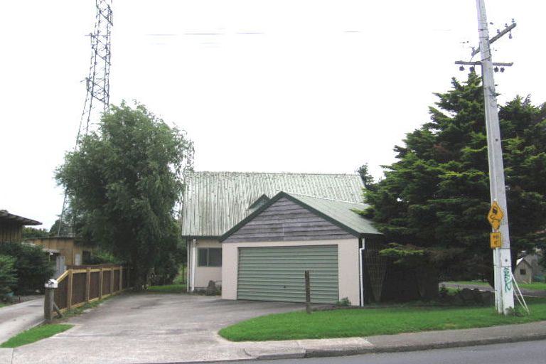 Photo of property in 15 Leonard Road, Mount Wellington, Auckland, 1060