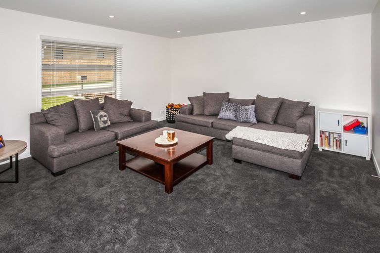 Photo of property in 28 Hillpark Drive, Pokeno, 2402