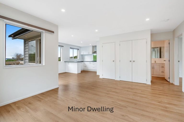 Photo of property in 47 Amorino Drive, Red Beach, 0932