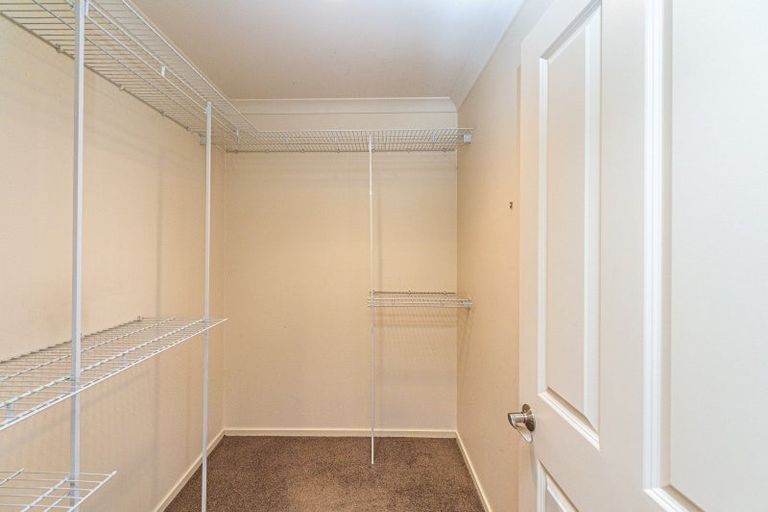 Photo of property in 1 Gilligan Close, College Estate, Whanganui, 4500