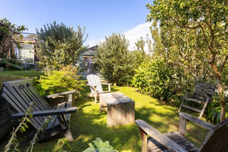 Photo of property in 14 Cumming Street, Okato, 4335